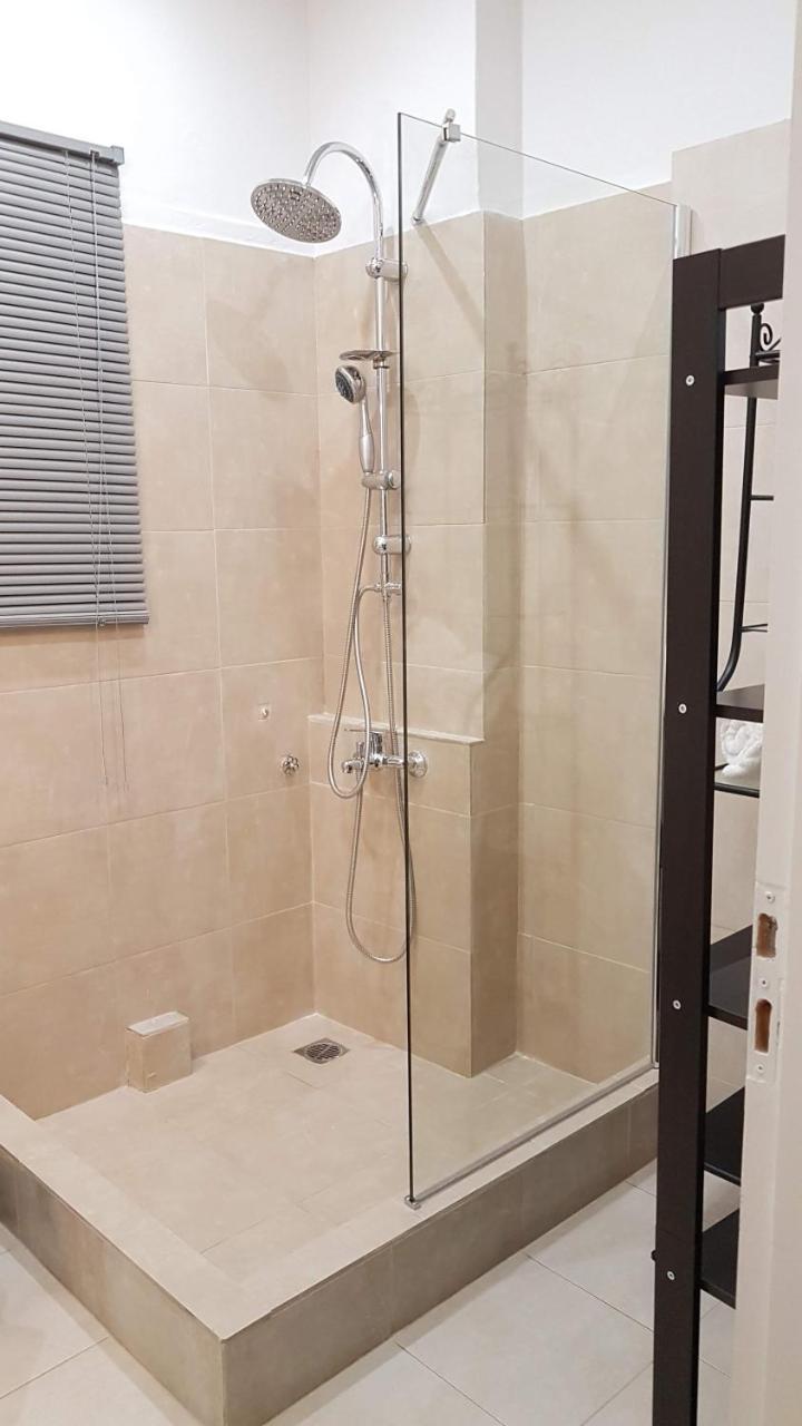 Palette Apartment Bamboo - Athens Center, 6 Bd, 3 Bath Exteriör bild