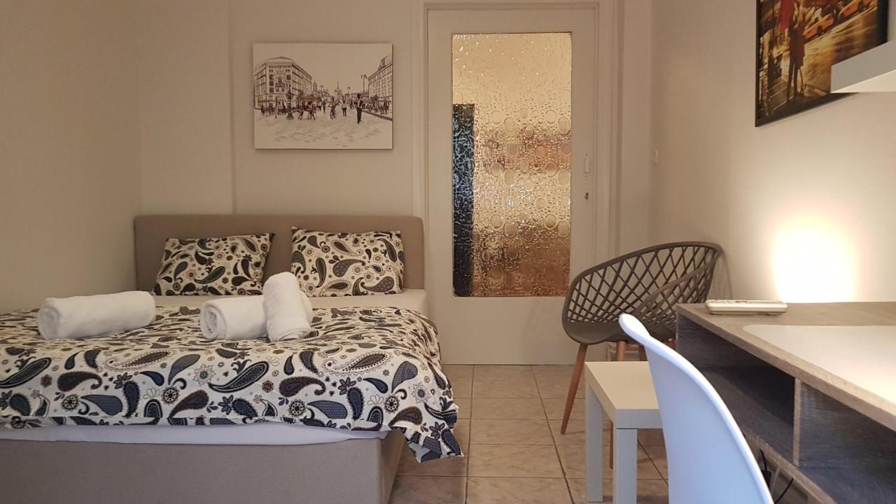 Palette Apartment Bamboo - Athens Center, 6 Bd, 3 Bath Exteriör bild